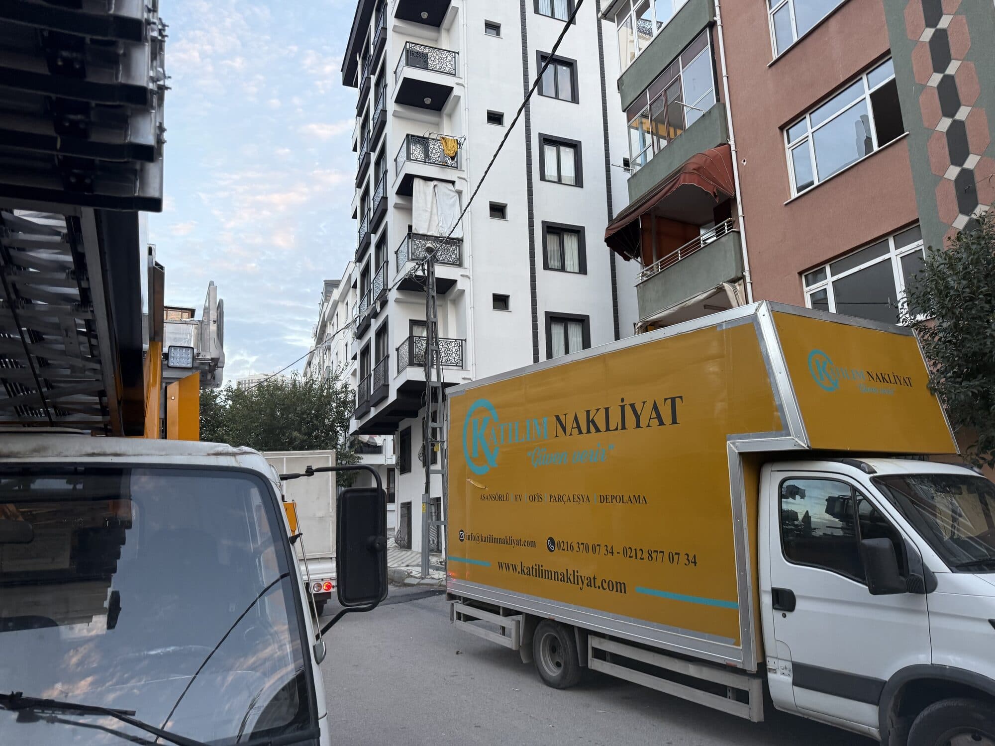 Katılım Nakliyat kamyonu taşıma adresinde
