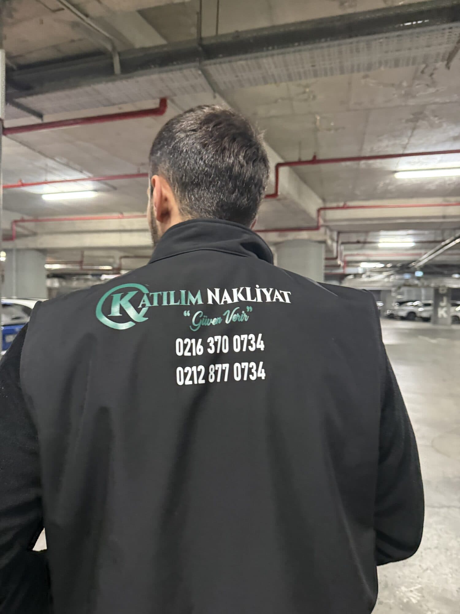 Katılım Nakliyat üniformalı personeli iş başında